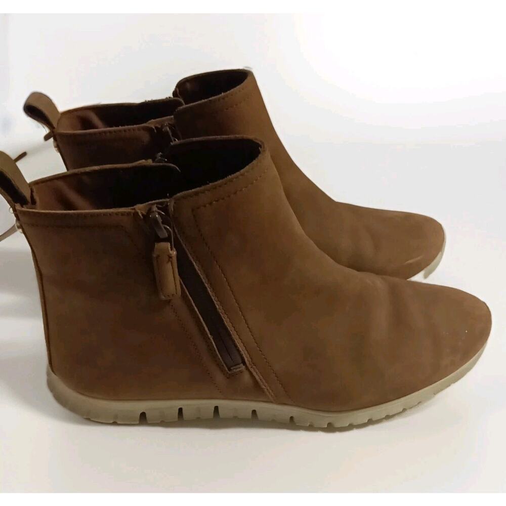 Cole Haan Women ZeroGrand Waterproof Side Zip Boots Brown Suede Ankle Boots 10B - Picture 4 of 8